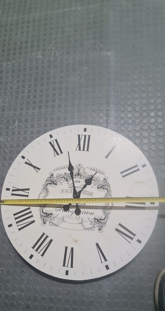 Reloj pared para reparar