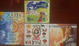 4 CD con audiocuentos infantiles en ruso