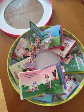 Minnie Mouse. Rueda de cuentos: 8 cuentos pop-up