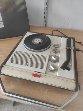 Tocadiscos antiguo