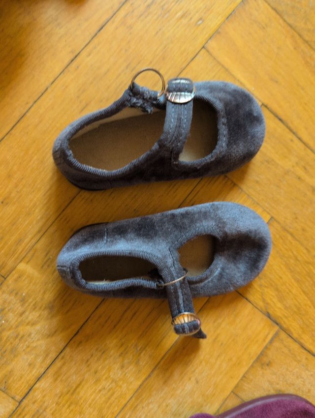 Merceditas de terciopelo talla 20