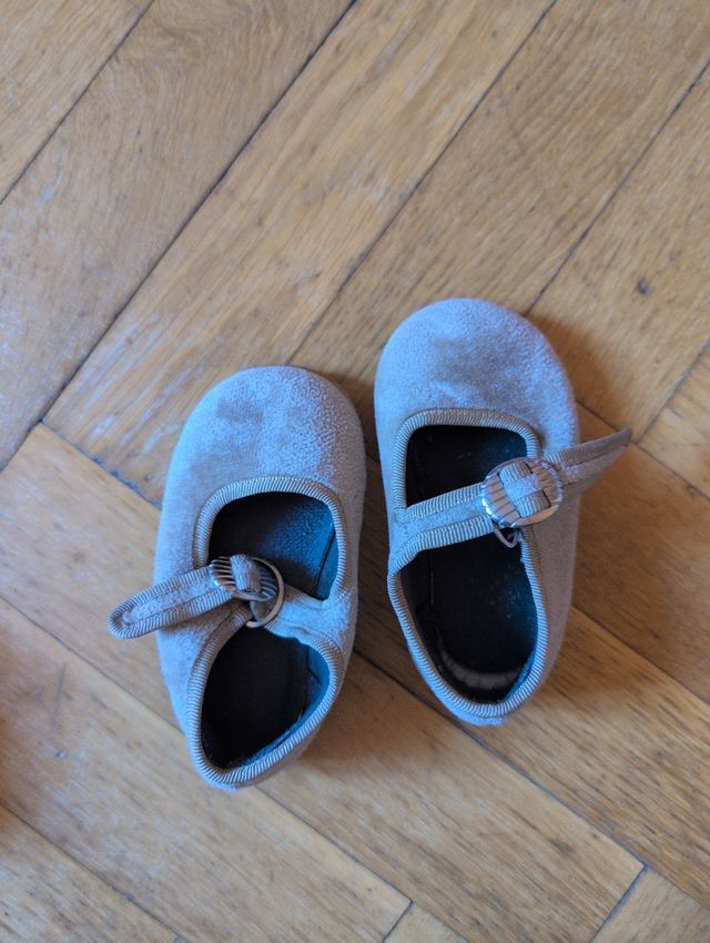 Merceditas de terciopelo talla 20