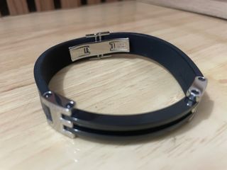 Colgante vicero y pulsera lotus en caja .