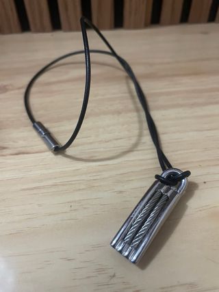 Colgante vicero y pulsera lotus en caja .