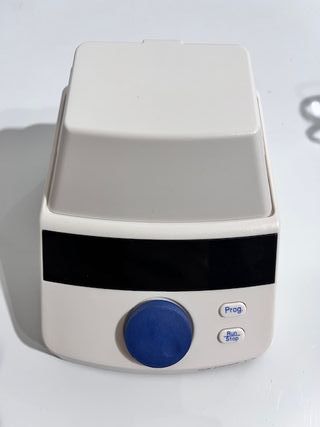 FOUR E'S SCIENTIFIC Mini incubadora de baño seco