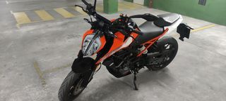 KTM duke 125 como nueva. Mejor ver en persona 
