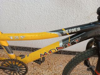 Bicicleta Monty 405