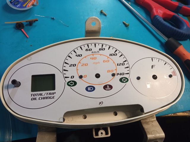 Reparación LCD Display Honda Dylan. LCD nuevos.