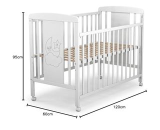 Cuna bebé con diferentes alturas