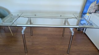 Mesa de cristal y acero extensible 2 m.