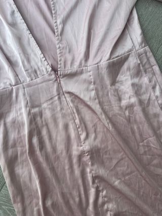 Vestido corto satinado de Yoins  Talla M Nuevo sin etiquetas
