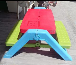 Mesa de jardín para niños