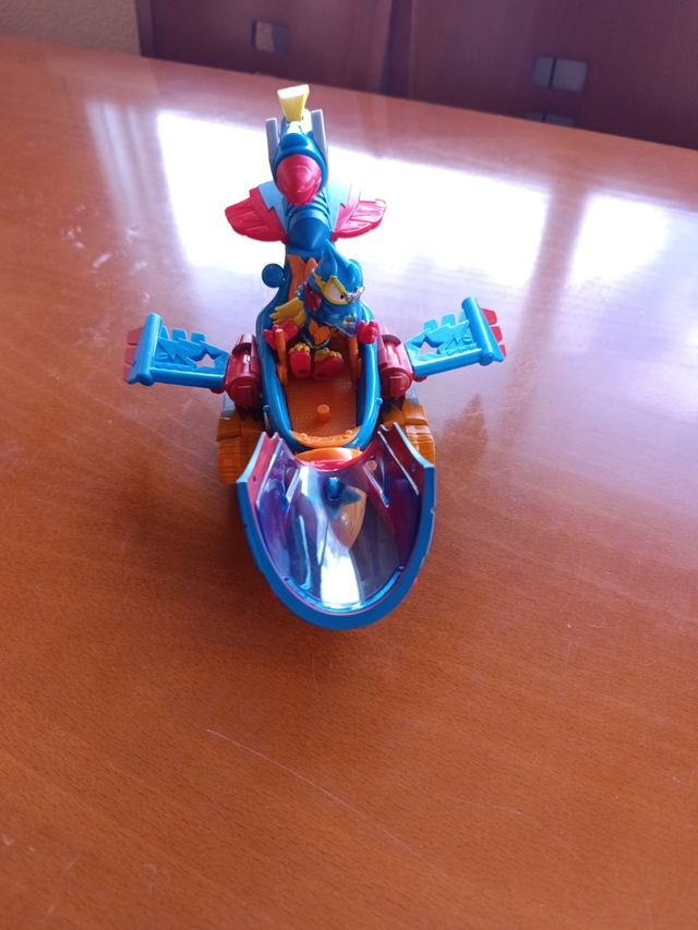 Wild Eagle Avión Águila Superthings