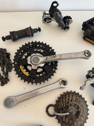 Gruppo vintage MTB Shimano Altus 3x7