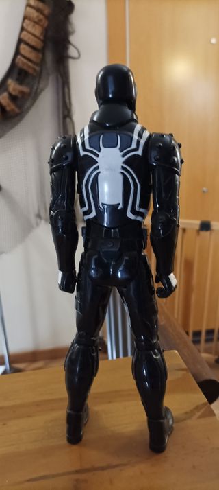 Muñeco Spiderman negro