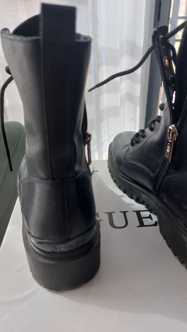 Botas  mujer GUESS