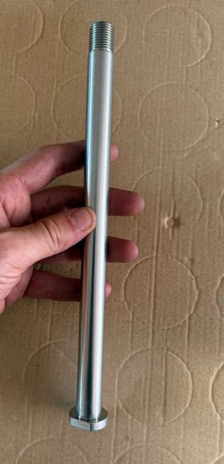 Eje trasero Sherco enduro 2T y 4T