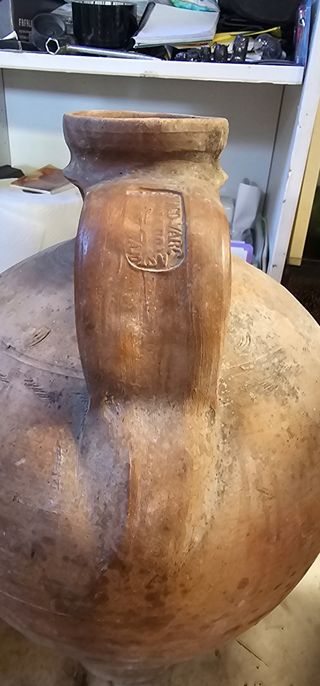 Cántaros de barro antiguos