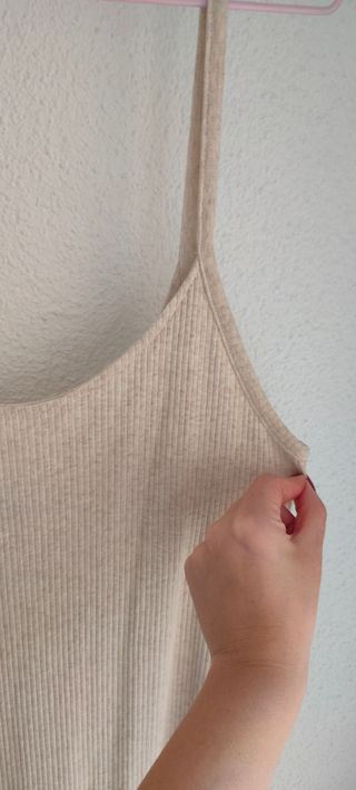 Vestido crudo hueso canalé tubo
