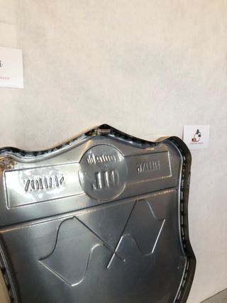 Tabella arredamento casa taxi giallo arredo garage