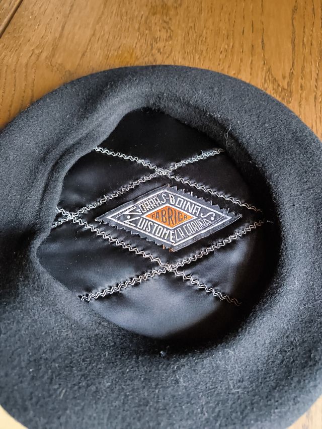 Boina negra  lana merina 