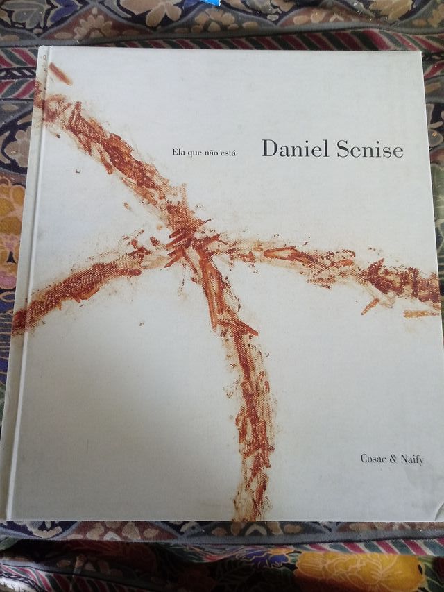 daniel senise ela que nao está libro import
