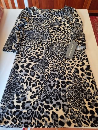 Abito maculato nuovo taglia italiana 44