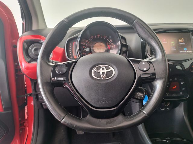 TOYOTA AYGO 1.0 X-WAVE 5P