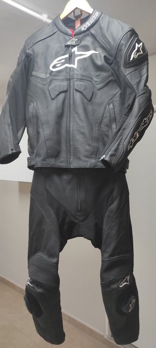 Chaqueta y pantalón moto alpinestar