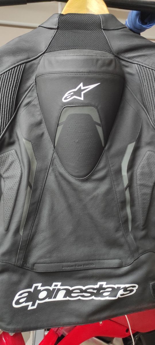 Chaqueta y pantalón moto alpinestar