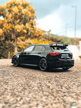 1:18 Mercedes-Benz A45 AMG, NZG