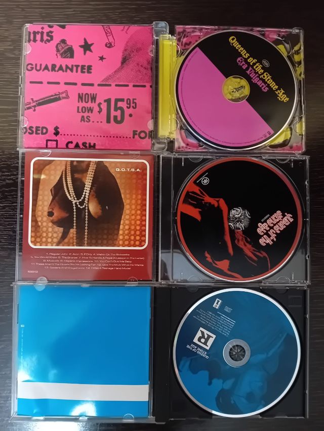 Lote 4 CDs Queens of the stone age