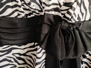 Blusa bicolor estampada animal print talla 48
