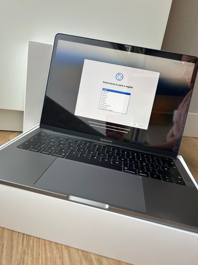 MacBook Pro 13” 2020