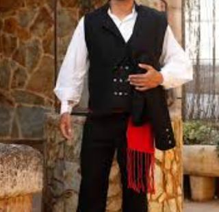 Traje piñorro regional san juan Soria