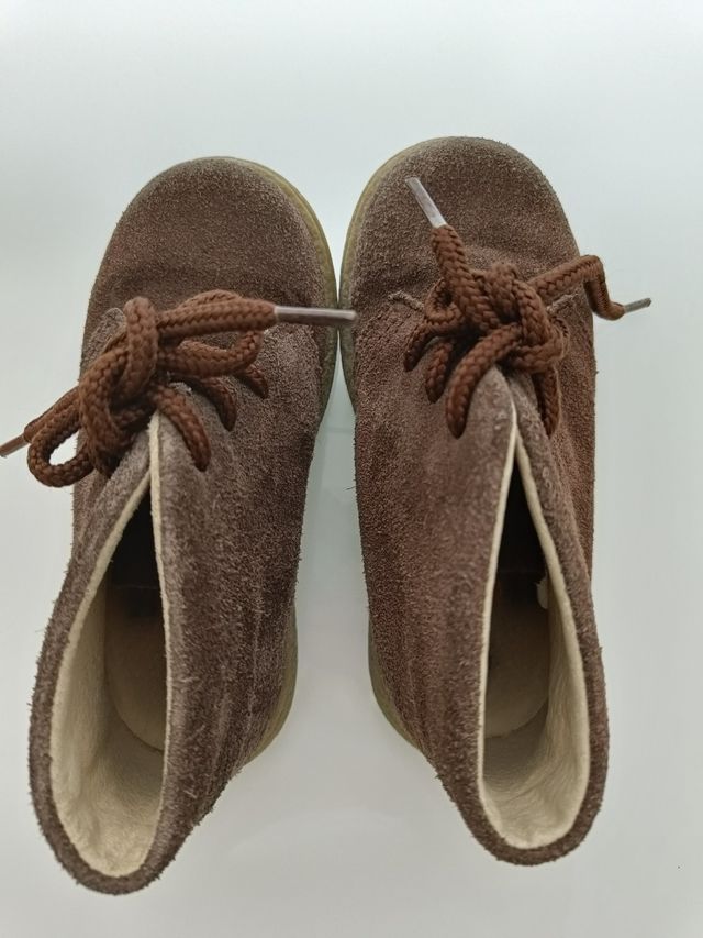 Botas marrones. Talla 25.
