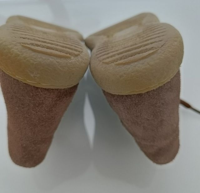 Botas marrones. Talla 25.