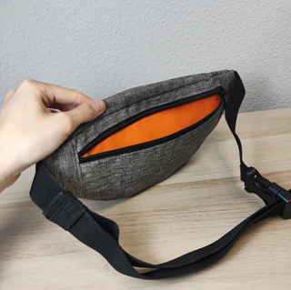 Riñonera gris deportiva