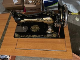 Máquina de coser SINGER