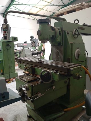 Fresadora universal Lagun FU3