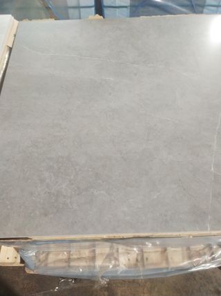 Gran almacén de gres y porcelánico