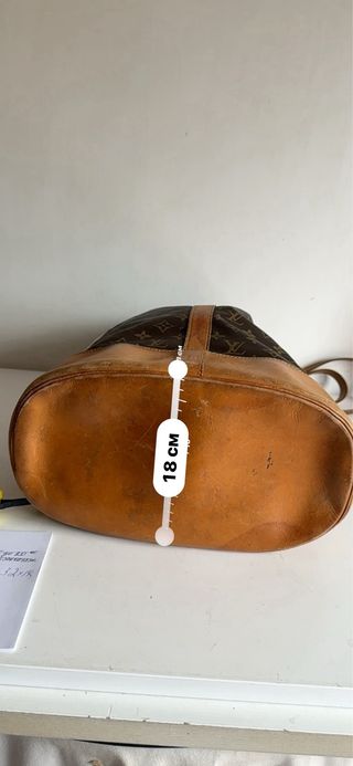 Louis Vuitton mochila Randonnee de cuero.