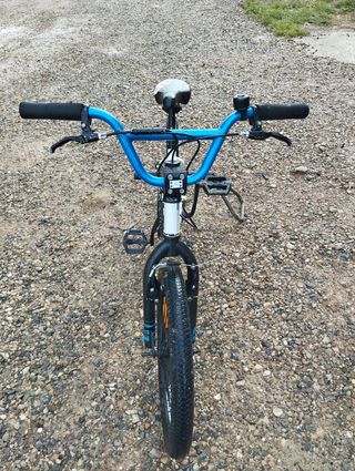 Bicicleta BMX 