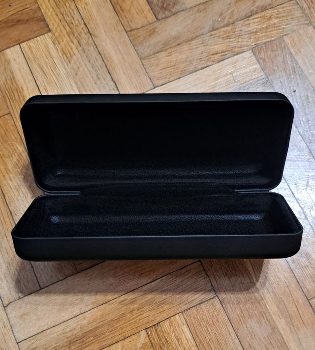 FUNDA CAJA GAFAS DKNY