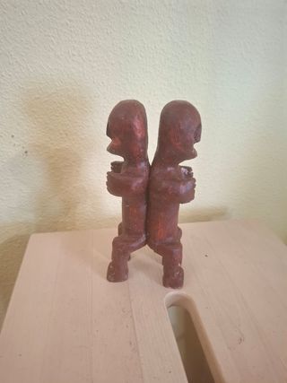 Figura pere arte africano