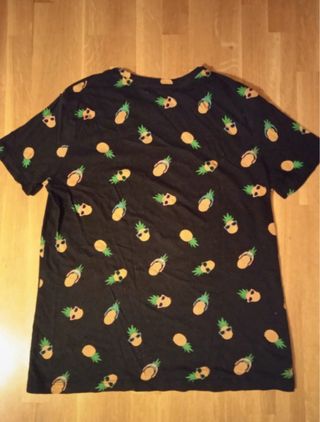Camiseta piñas