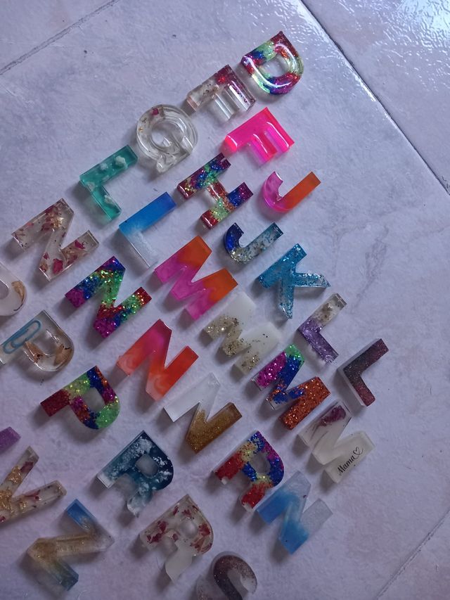 Stock de piezas en resina pack 1