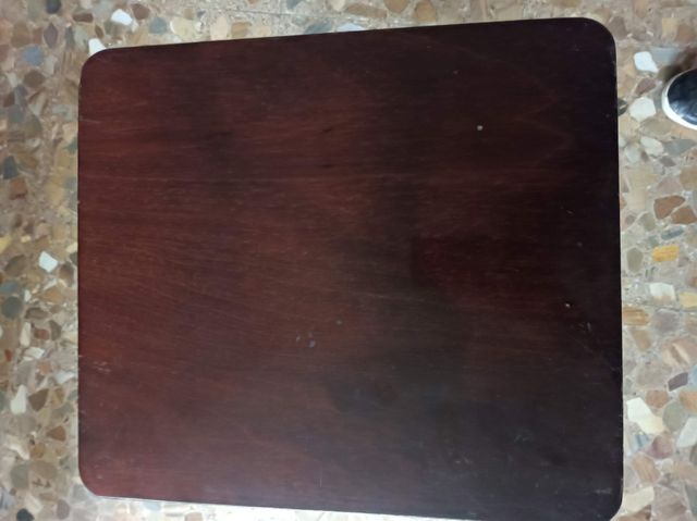 Mesita auxiliar plegable