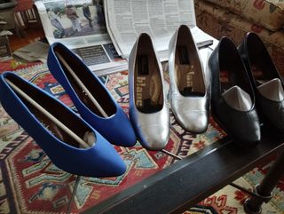 Zapatos tacón. T. 35