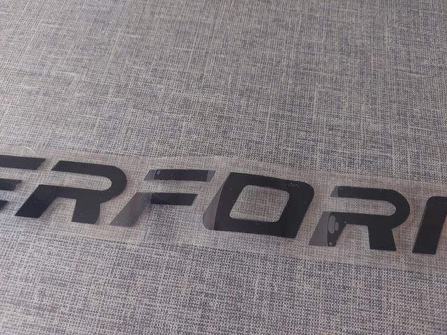 3 Adesivi prespaziati performance auto